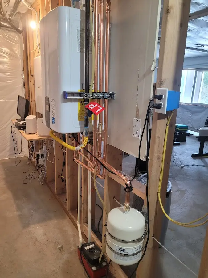 Licensed plumber repairing a kitchen sink in Chillicothe